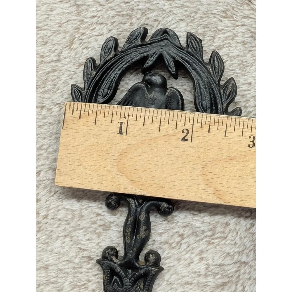 Vintage Cast Iron Mini Trivet Eagle Heart Laurel Wreath Black Metal Wall Decor